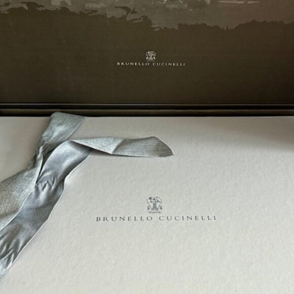 Brunello Cucinelli BRAND NEW 100% Cashmere Hoodie Sweater, Gray, Sz 50, $2695 RT - Picture 6 of 15